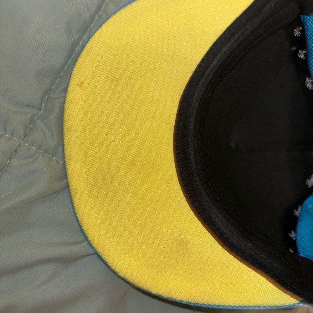 Logic Flex Cap - Picture 5 of 5